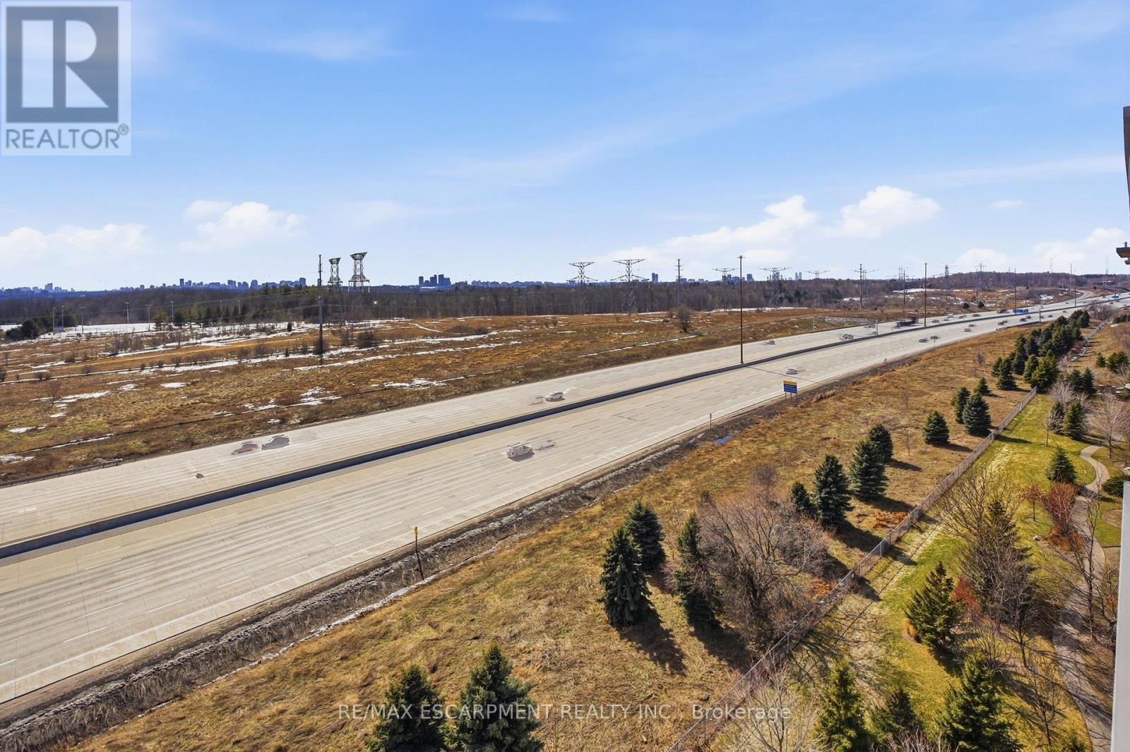 1210 - 277 South Park Road, Markham (Commerce Valley), Ontario  L3T 0B7 - Photo 32 - N12866658