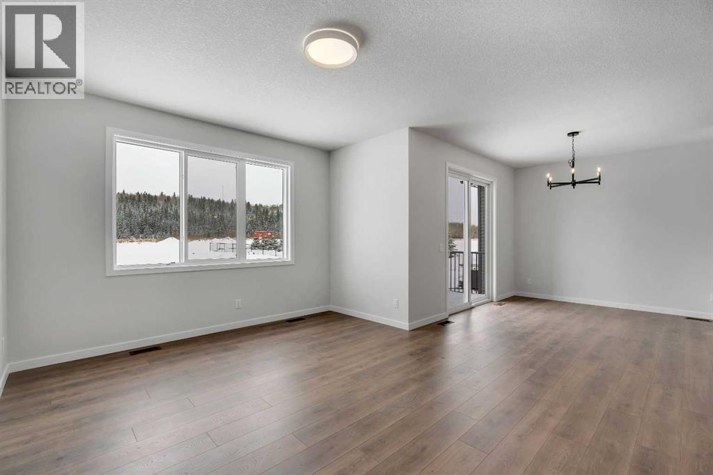 108 Creekview Manor Sw, Calgary, Alberta  T2X 4Y1 - Photo 10 - A2271874