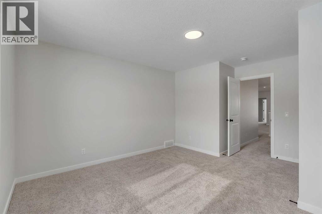 108 Creekview Manor Sw, Calgary, Alberta  T2X 4Y1 - Photo 32 - A2271874