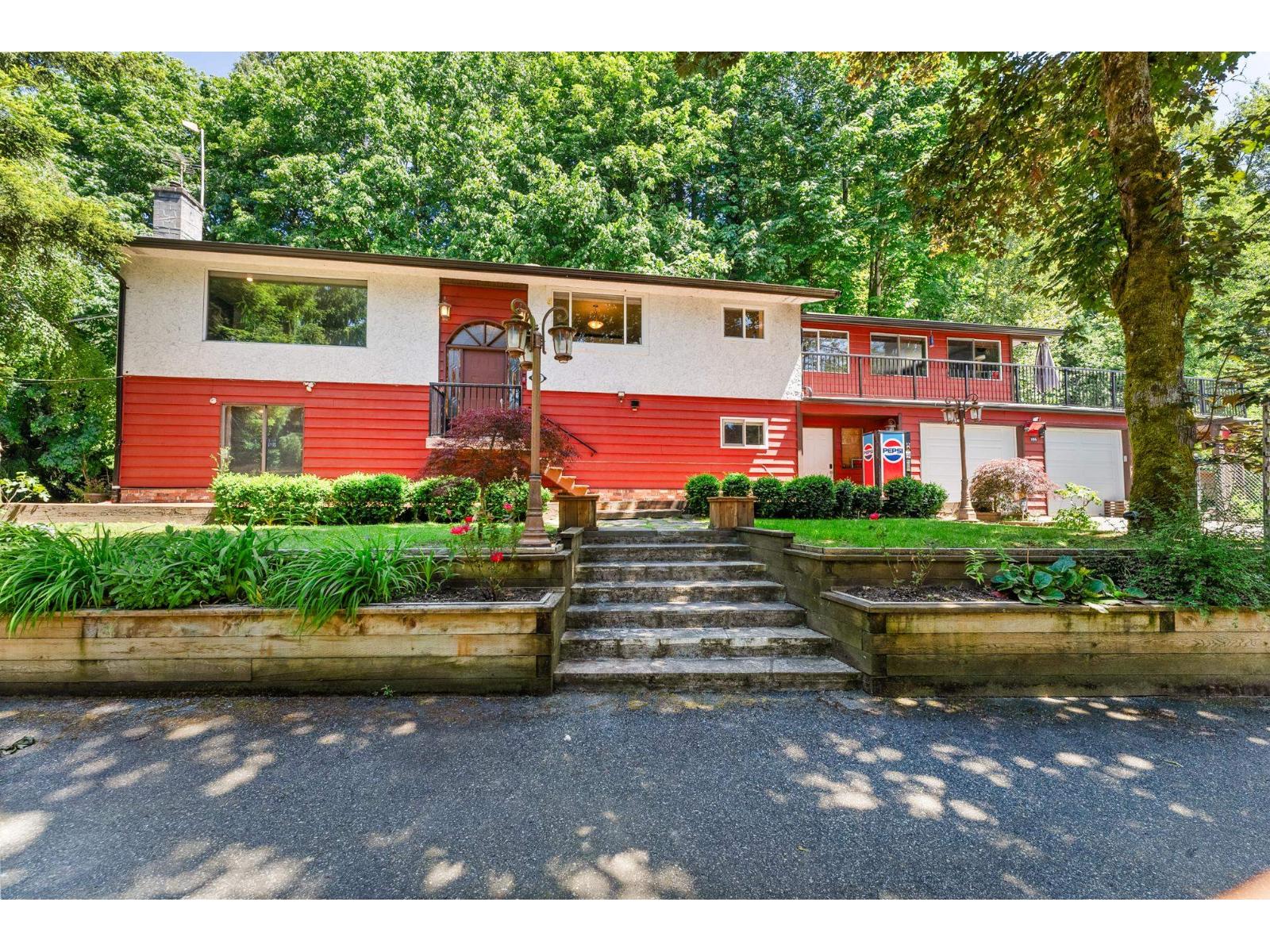 194 CLOVERMEADOW CRESCENT, Langley