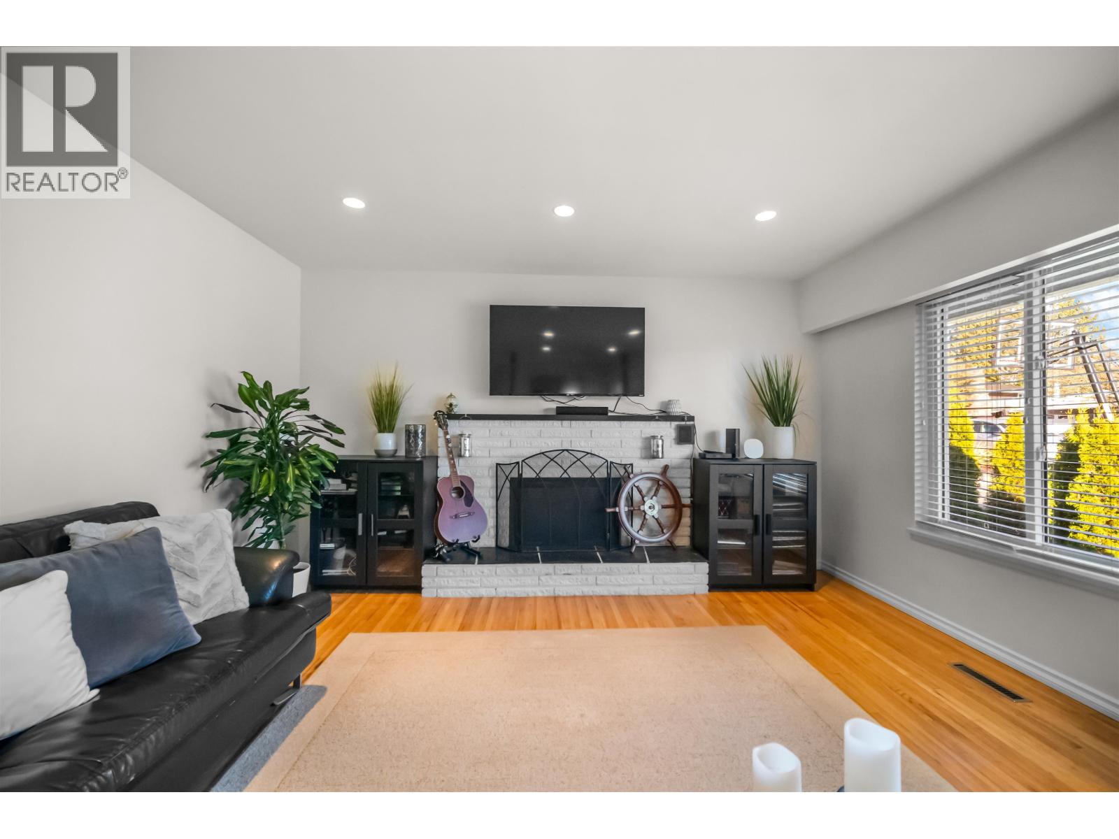 36 Mount Royal Drive, Port Moody, British Columbia  V3H 1P6 - Photo 5 - R3097870