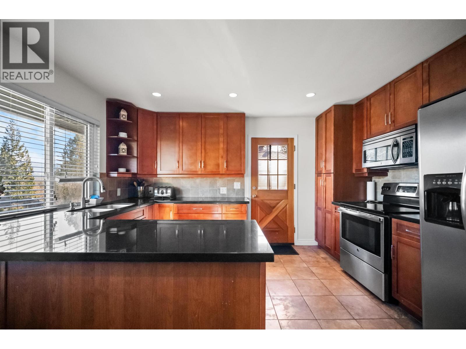 36 Mount Royal Drive, Port Moody, British Columbia  V3H 1P6 - Photo 9 - R3097870