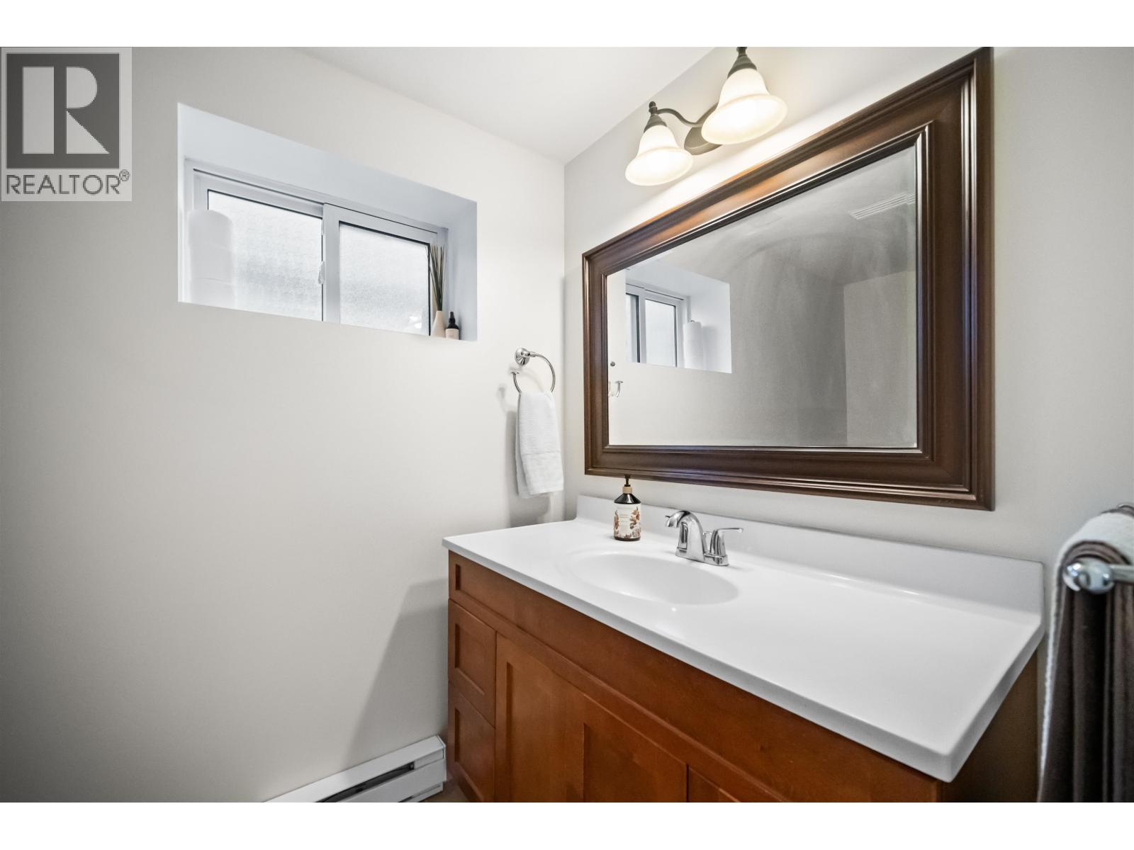 36 Mount Royal Drive, Port Moody, British Columbia  V3H 1P6 - Photo 28 - R3097870