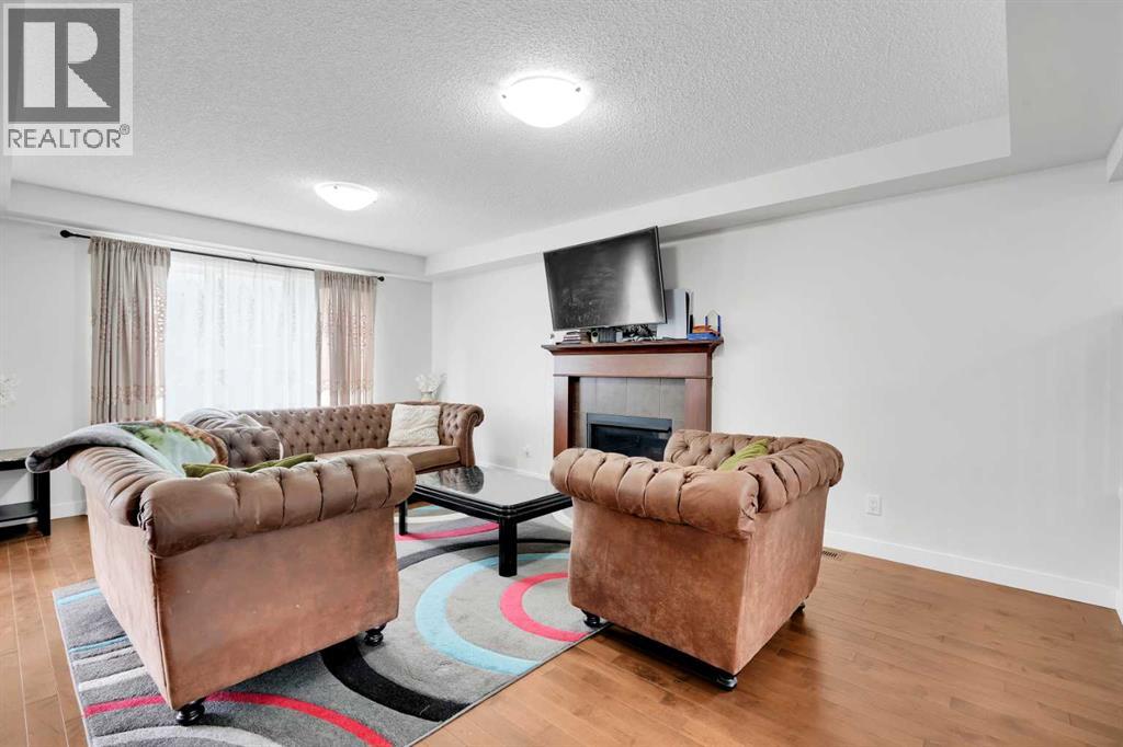 209 Windford Park Sw, Airdrie, Alberta  T4B 4E9 - Photo 4 - A2286607