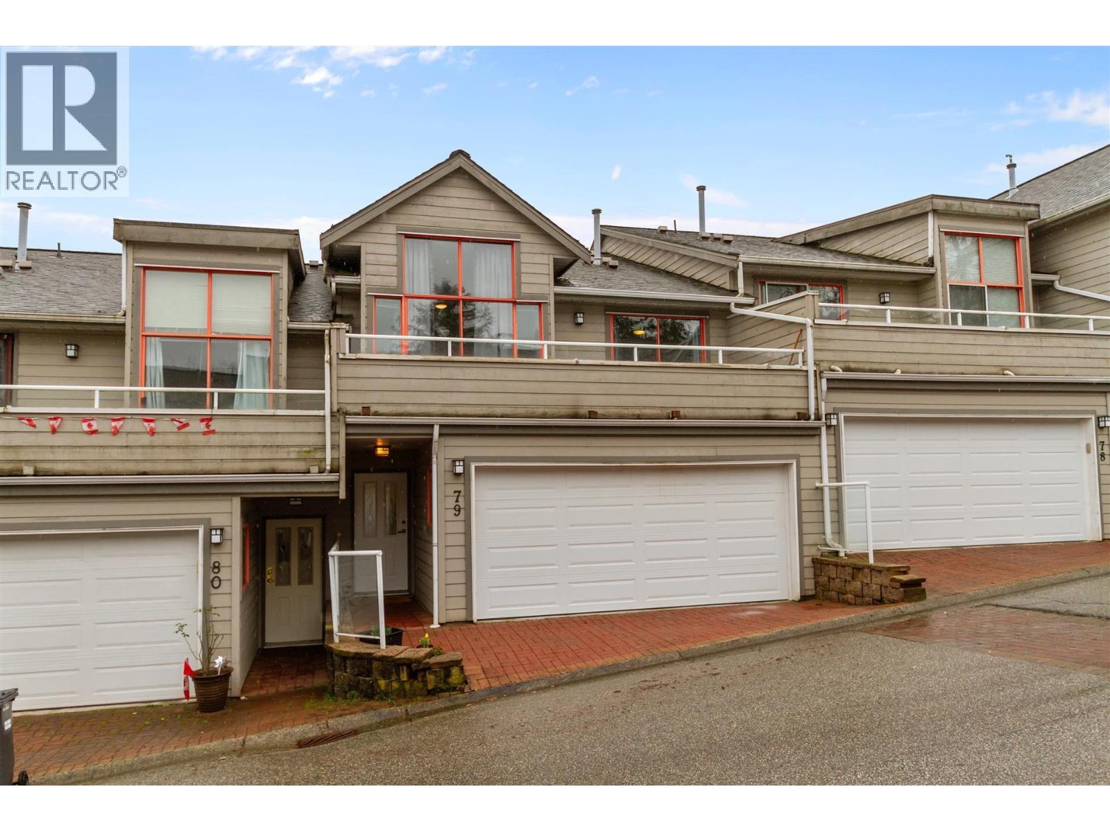 79 323 Governors Court, New Westminster, British Columbia  V3L 5S6 - Photo 1 - R3093232