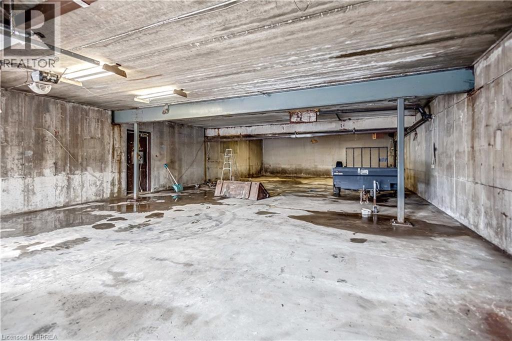 164 Charing Cross Street, Brantford, Ontario  N3R 2J4 - Photo 12 - 40811087