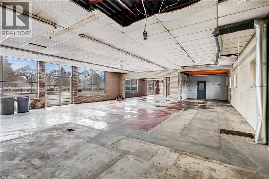 164 Charing Cross Street, Brantford, Ontario  N3R 2J4 - Photo 5 - 40811087