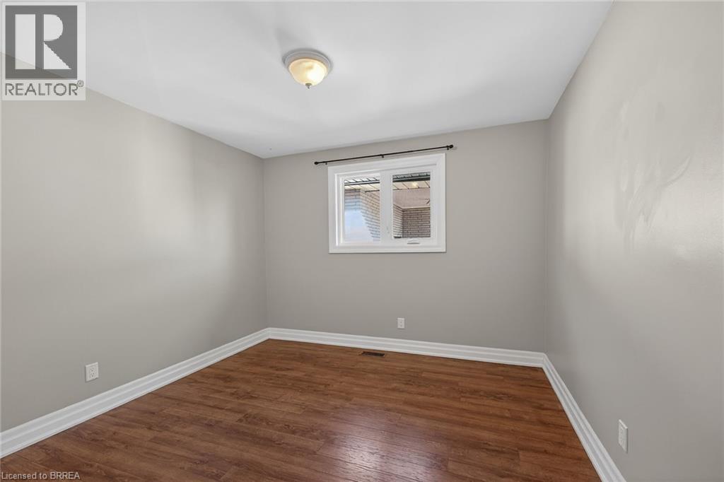 19 Cumberland Street, Brantford, Ontario  N3S 7J6 - Photo 16 - 40811056