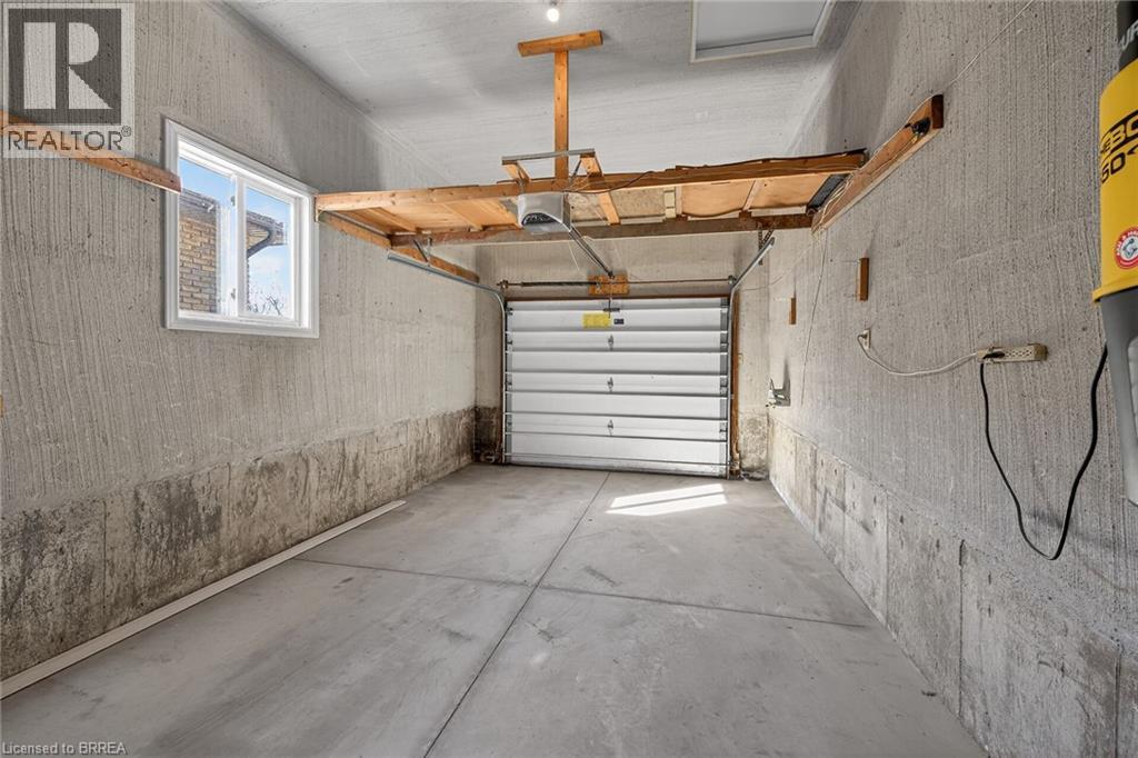 19 Cumberland Street, Brantford, Ontario  N3S 7J6 - Photo 18 - 40811056