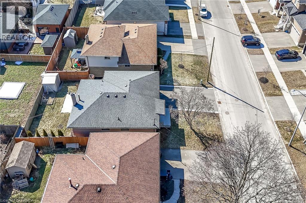 19 Cumberland Street, Brantford, Ontario  N3S 7J6 - Photo 38 - 40811056