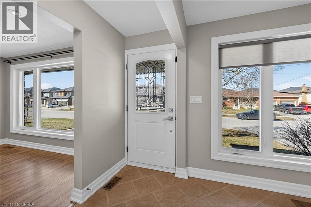 19 Cumberland Street, Brantford, Ontario  N3S 7J6 - Photo 4 - 40811056