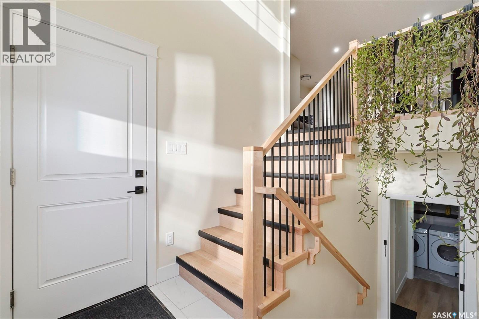 711 Nightingale Road, Saskatoon, Saskatchewan  S7L 6X7 - Photo 4 - SK030031