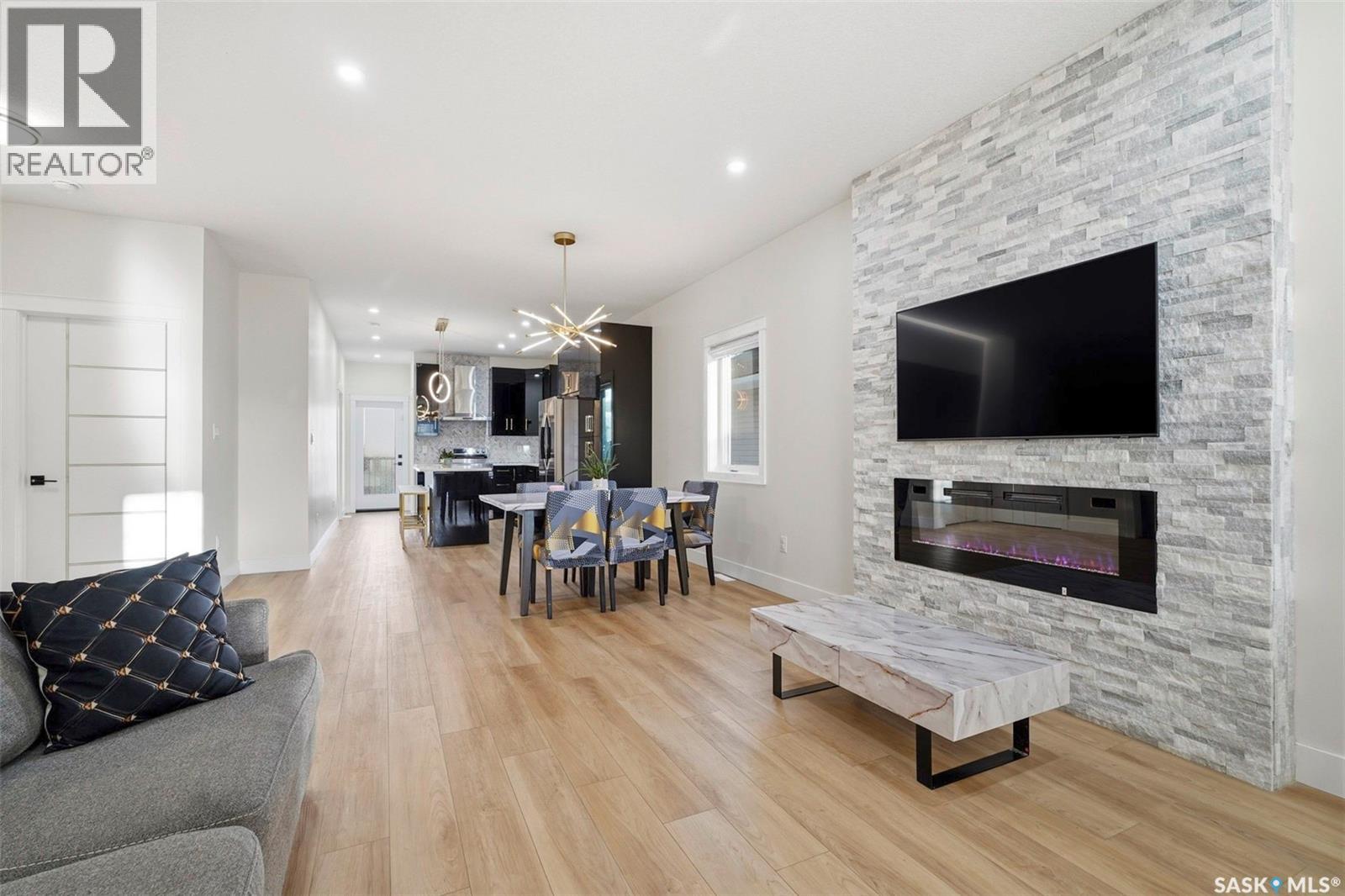 711 Nightingale Road, Saskatoon, Saskatchewan  S7L 6X7 - Photo 5 - SK030031