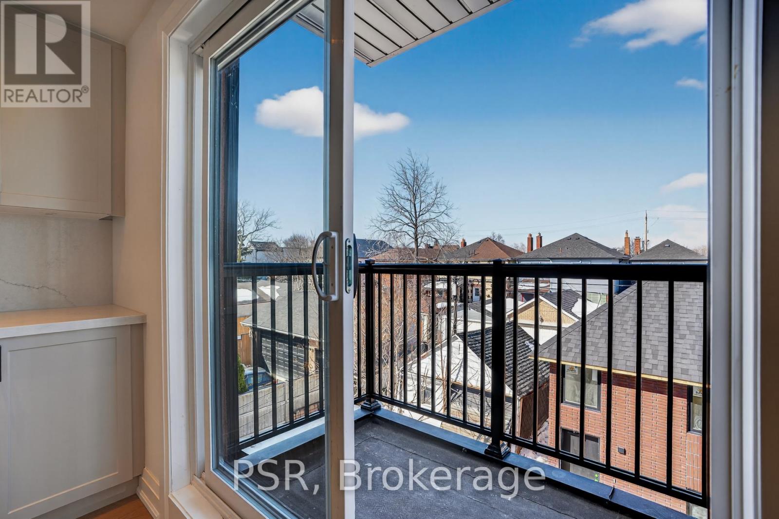 C - 218 Aileen Avenue, Toronto, Ontario  M6M 1G4 - Photo 7 - W12866592