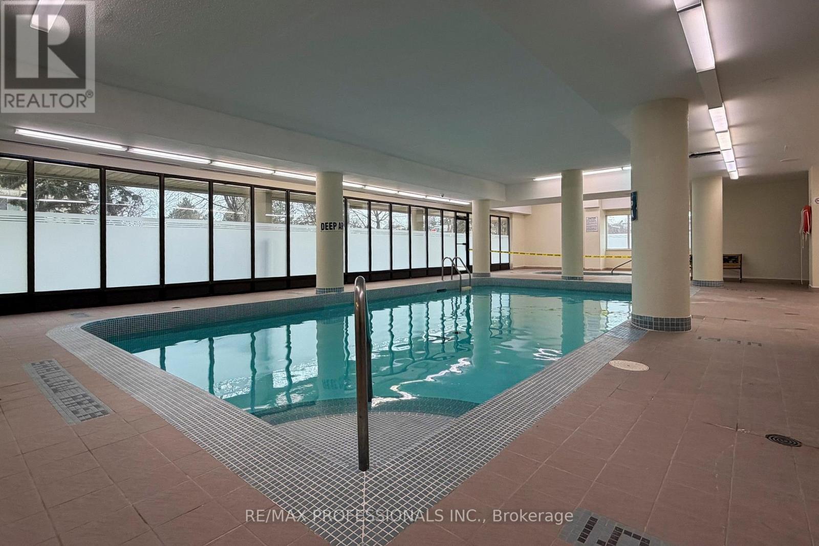 1911 - 10 Markbrook Lane, Toronto, Ontario  M9V 5E3 - Photo 20 - W12866610