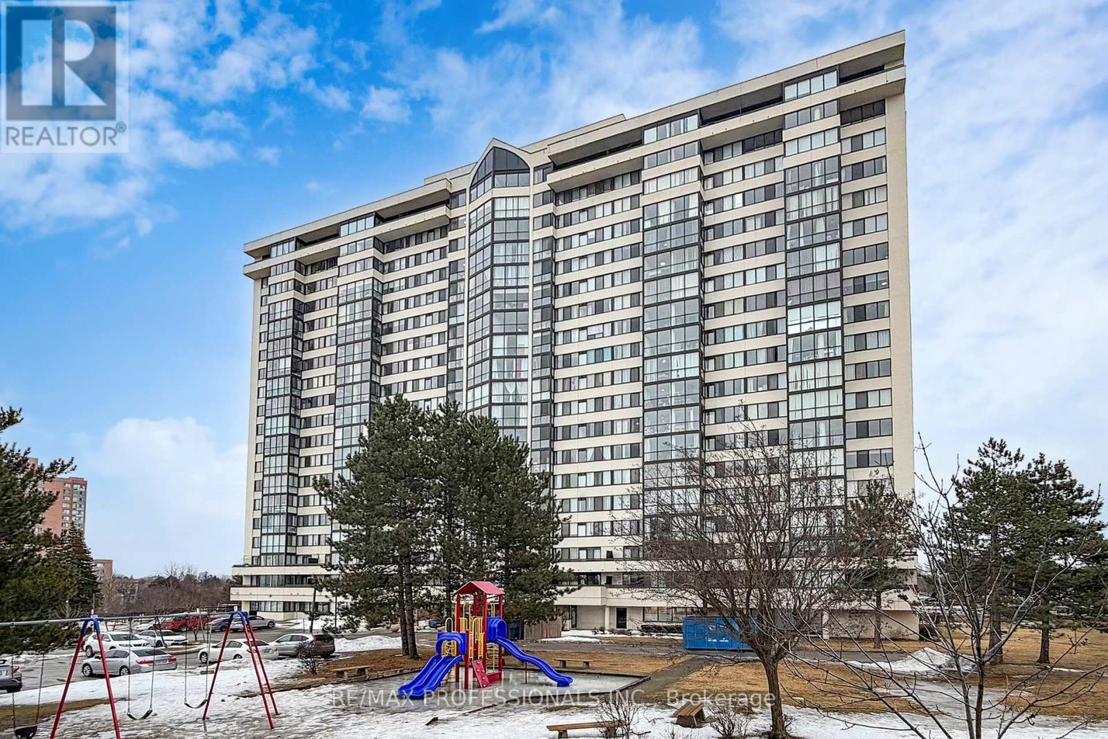 1911 - 10 Markbrook Lane, Toronto, Ontario  M9V 5E3 - Photo 30 - W12866610