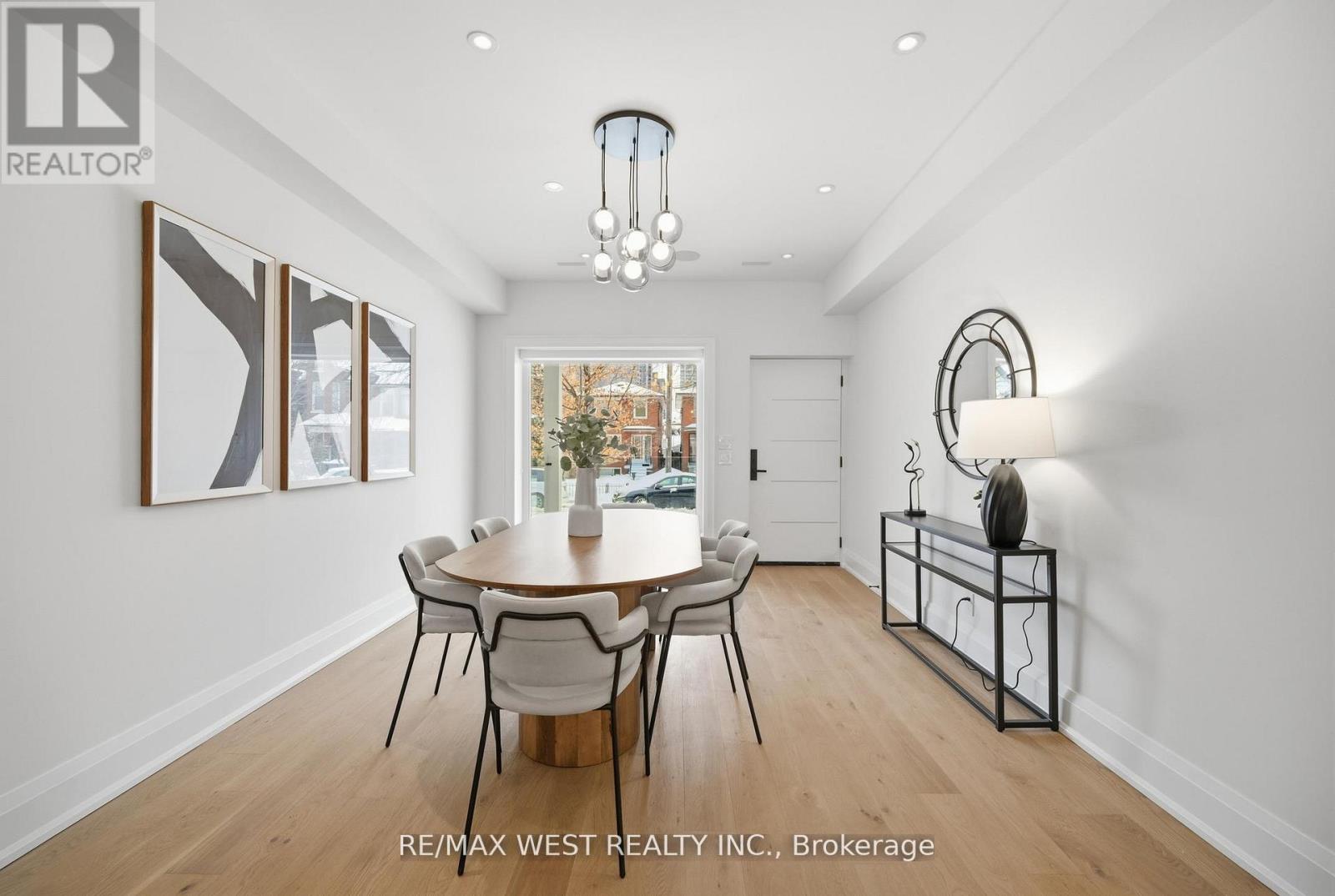 390 St Clarens Avenue, Toronto, Ontario  M6H 3W3 - Photo 6 - C12850086