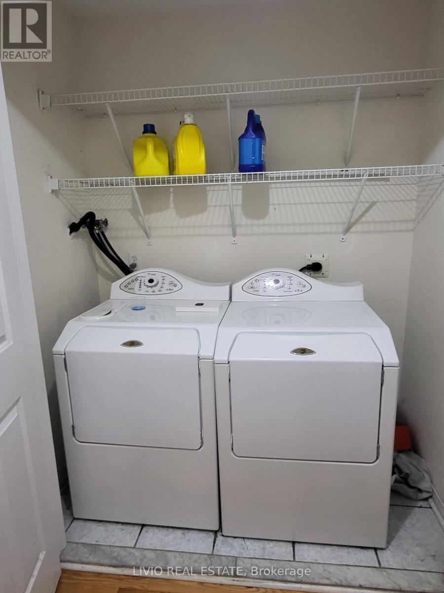 14 Pennyroyal Crescent, Brampton, Ontario  L6S 6J8 - Photo 22 - W12855502