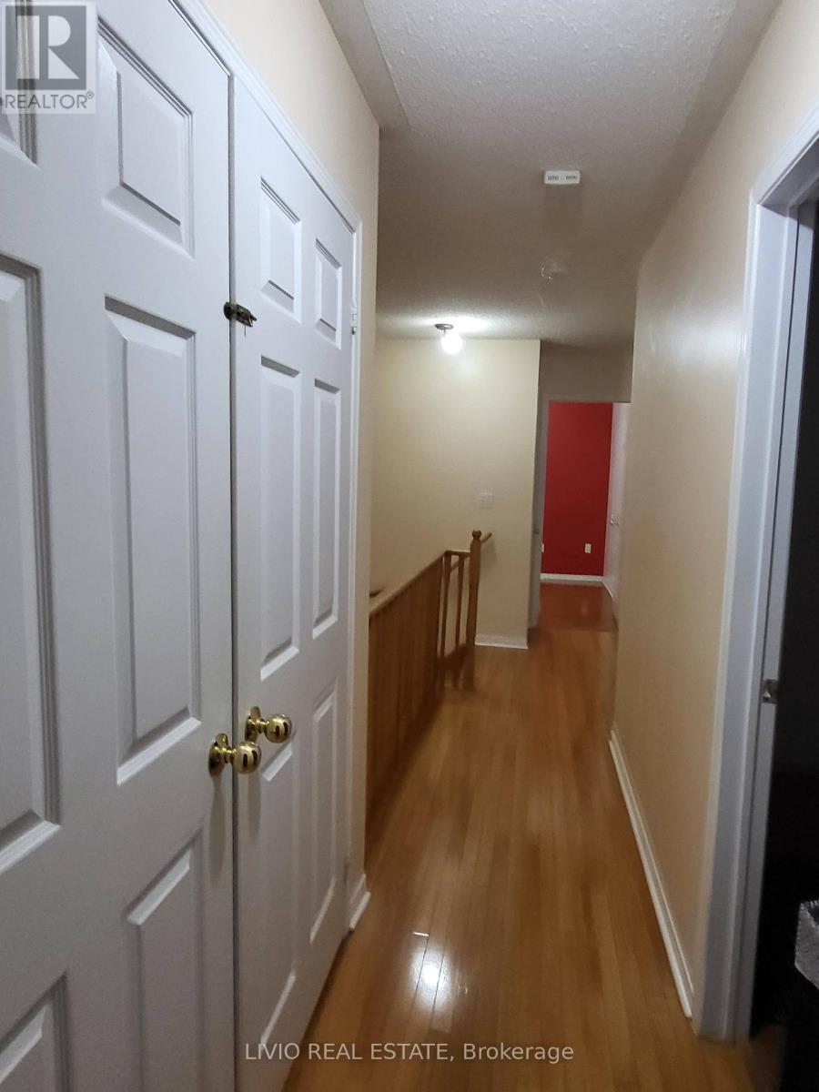 14 Pennyroyal Crescent, Brampton, Ontario  L6S 6J8 - Photo 21 - W12855502