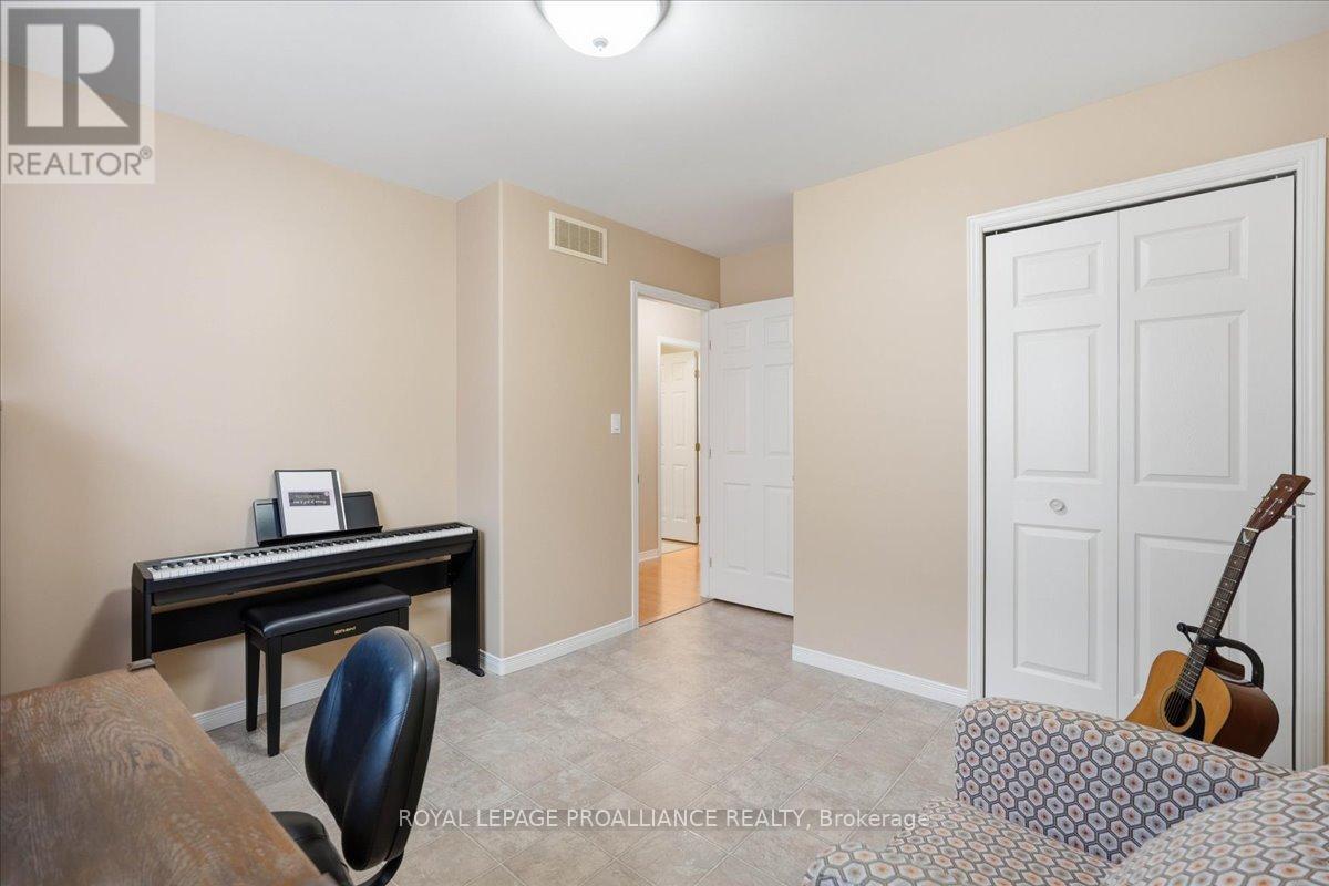 102 Hickory Grove, Belleville, Ontario  K8N 5Z2 - Photo 19 - X12865370