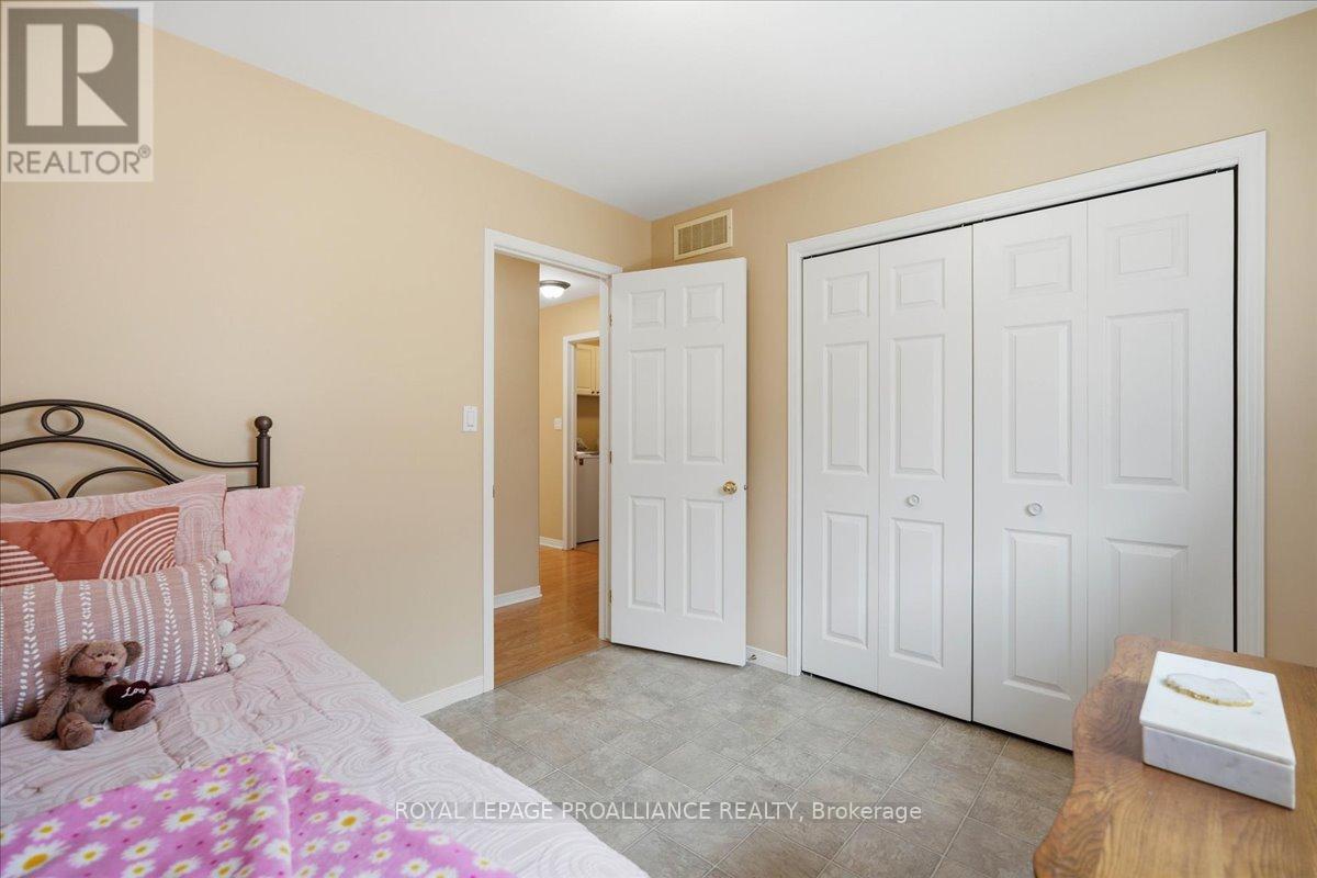 102 Hickory Grove, Belleville, Ontario  K8N 5Z2 - Photo 21 - X12865370