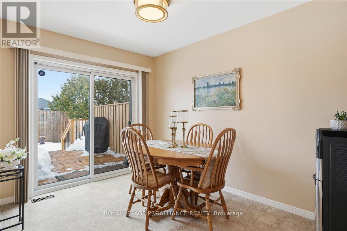 102 Hickory Grove, Belleville, Ontario  K8N 5Z2 - Photo 25 - X12865370