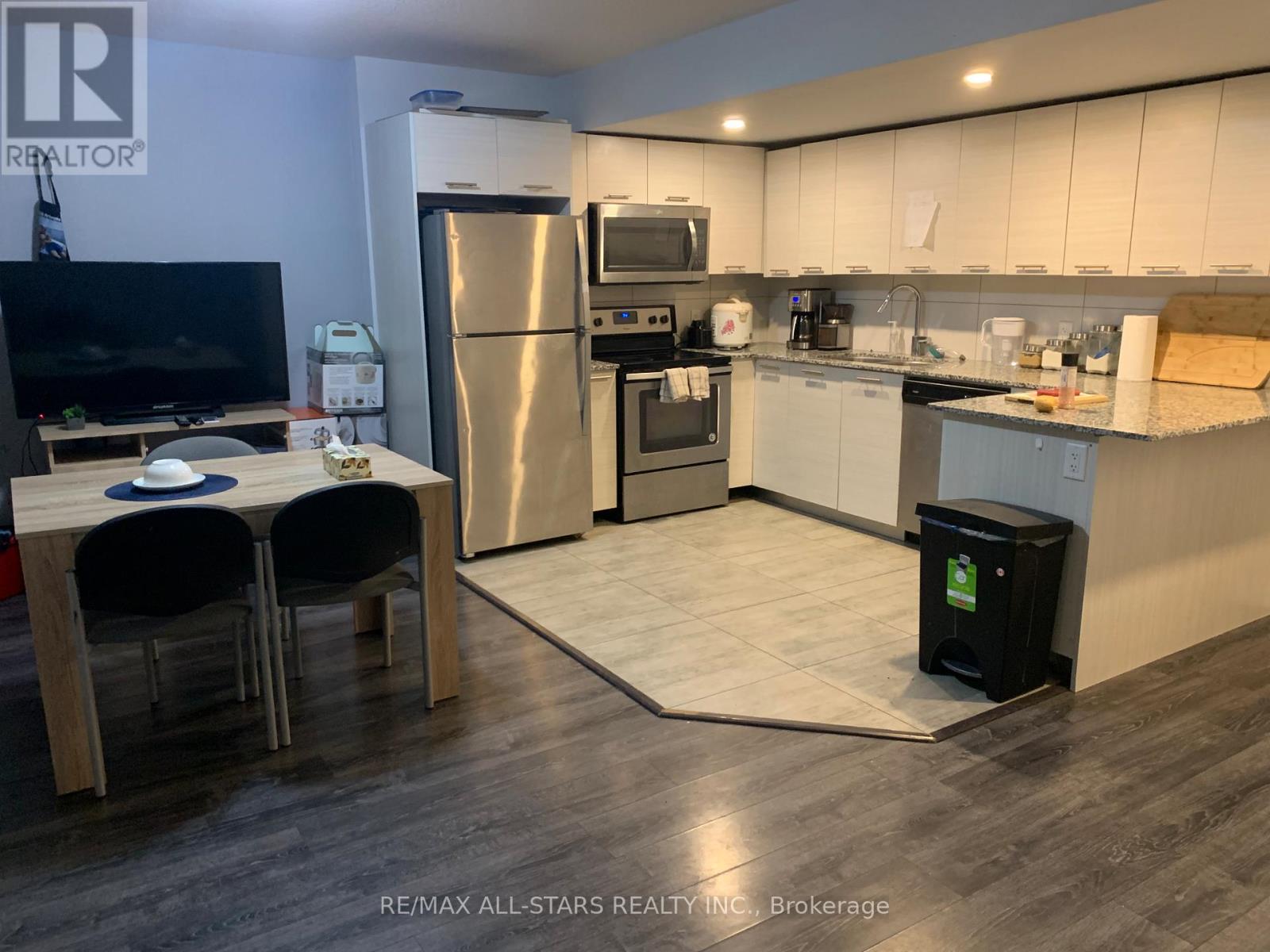 216 - 338 Albert Street, Waterloo, Ontario  N2L 3T8 - Photo 7 - X12858400