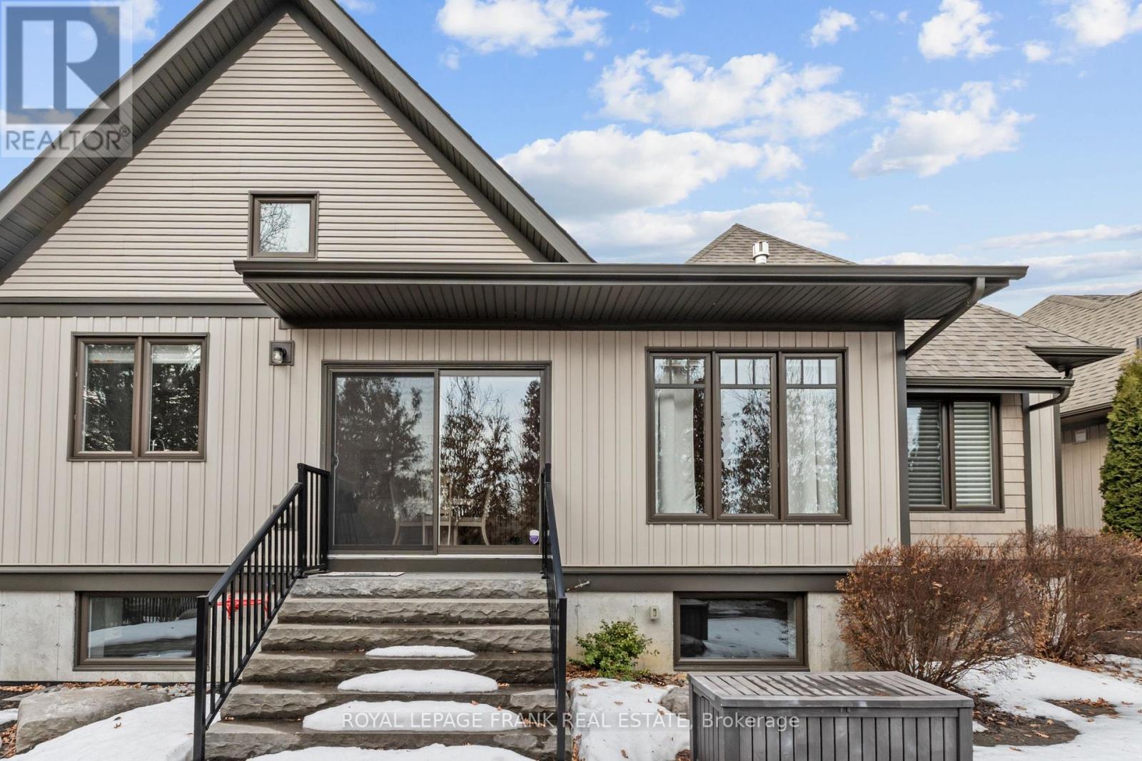 864 Burnham Street, Cobourg, Ontario  K9A 2X7 - Photo 37 - X12851216