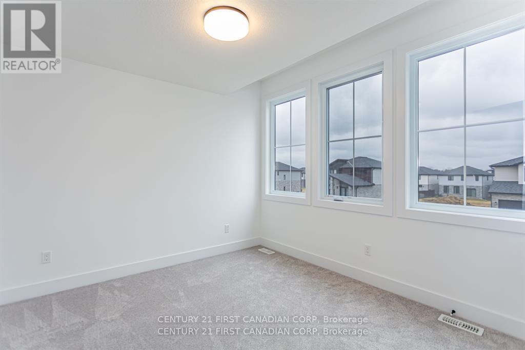 Photo 31 of 33 for 3883 Big Leaf Trail