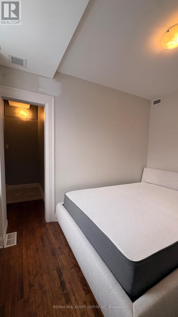 #1 - 64 Simcoe Street N, Oshawa, Ontario  L1G 4S2 - Photo 13 - E12790784