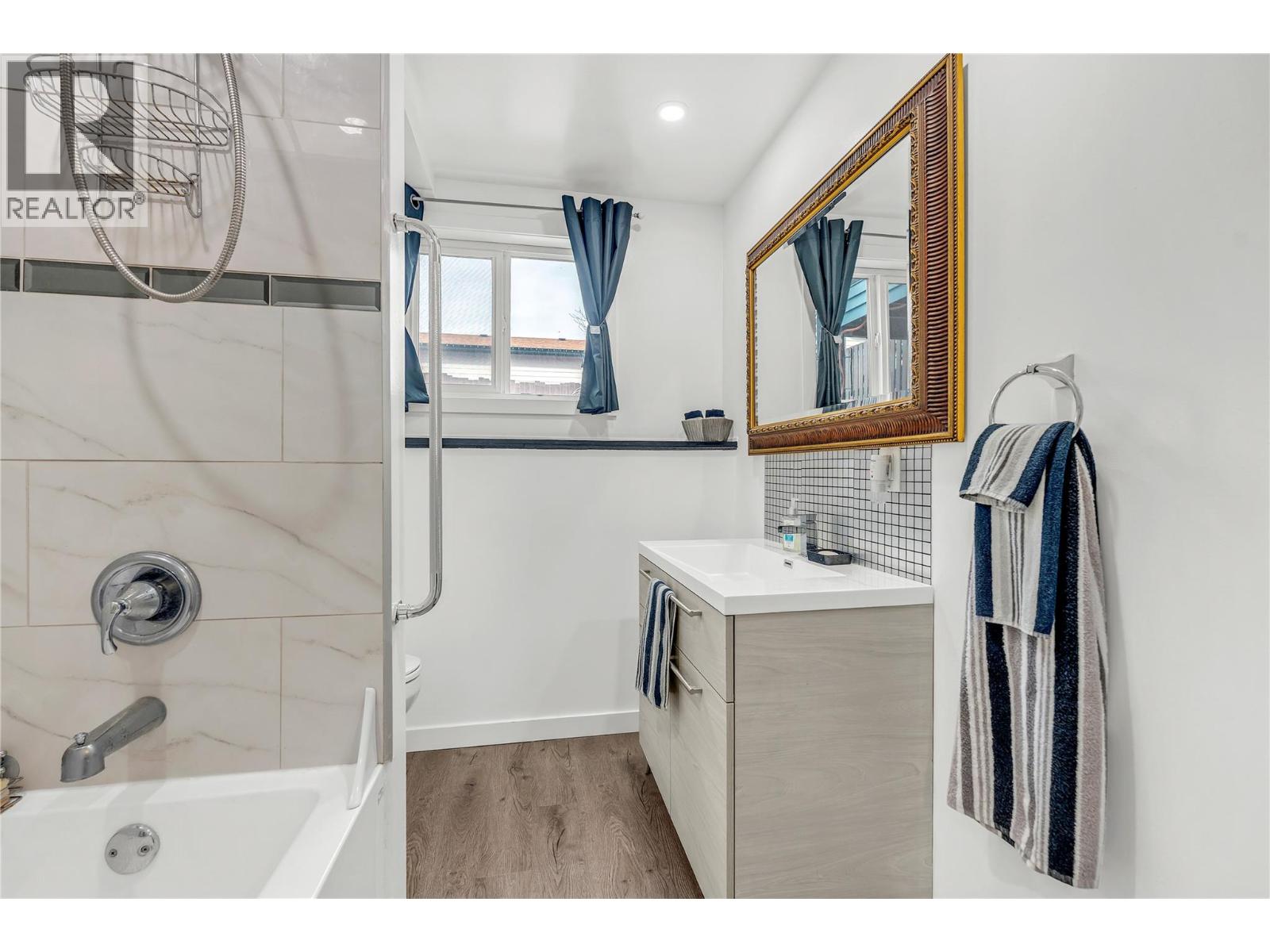 738 Kettle Avenue, Oliver, British Columbia  V0H 1T0 - Photo 24 - 10378699