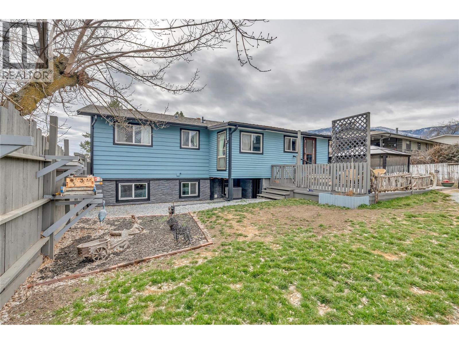 738 Kettle Avenue, Oliver, British Columbia  V0H 1T0 - Photo 31 - 10378699