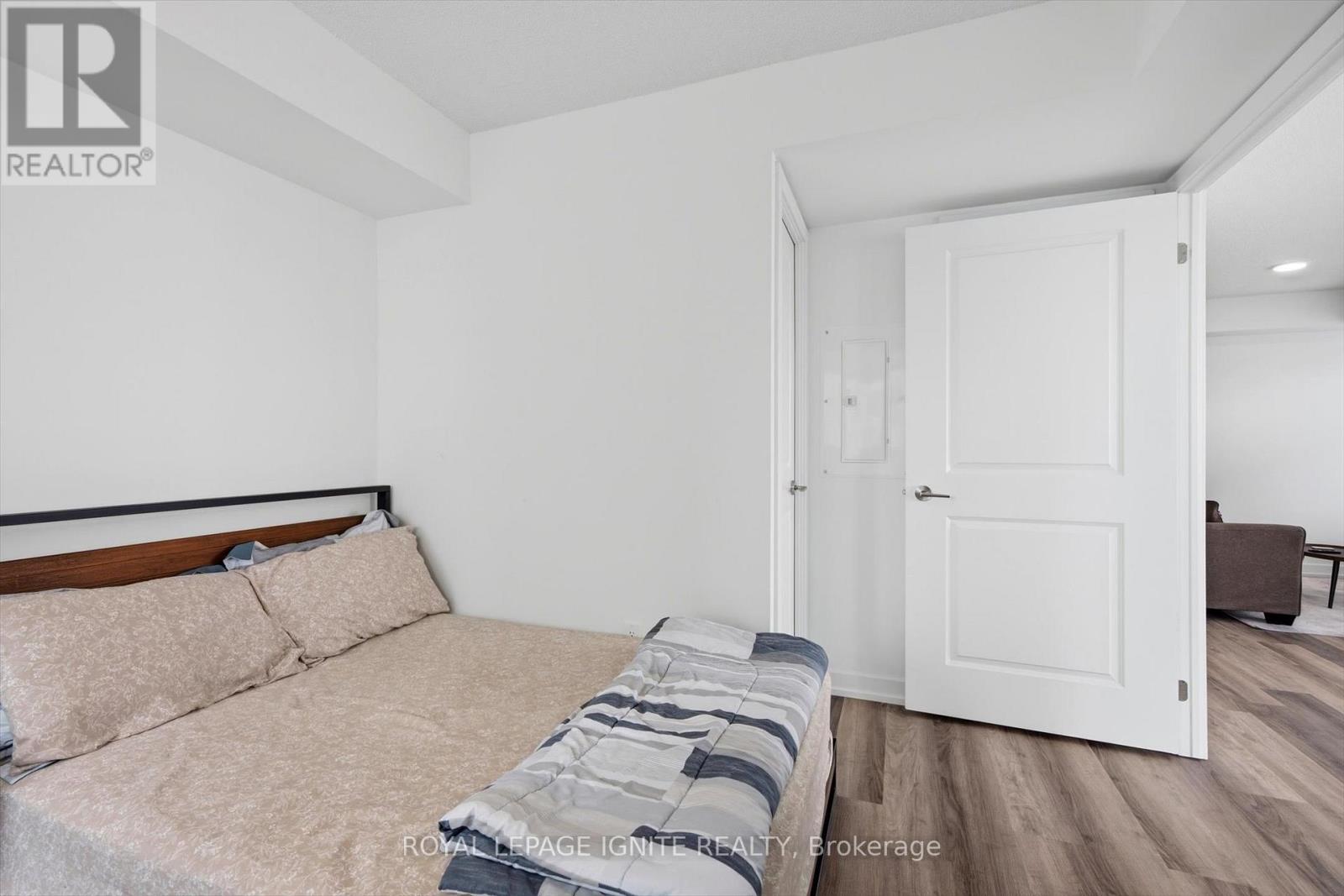 1302 - 1455 Celebration Drive, Pickering, Ontario  L1W 0C3 - Photo 11 - E12840190