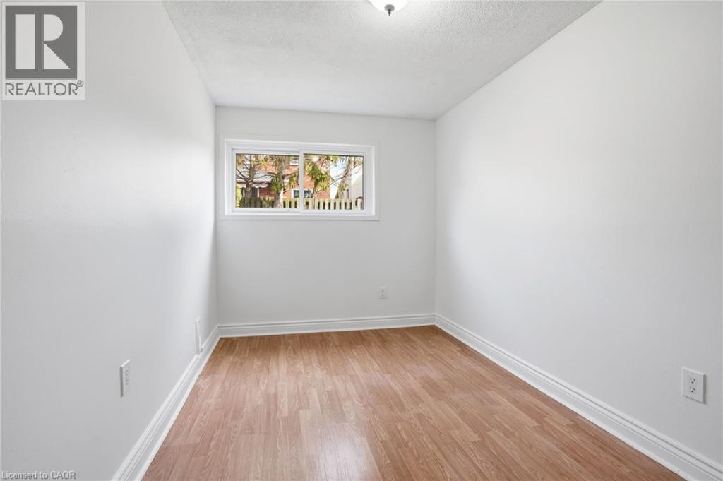 7 Calcott Court, Thorold, Ontario  L2V 4J9 - Photo 25 - 40811100