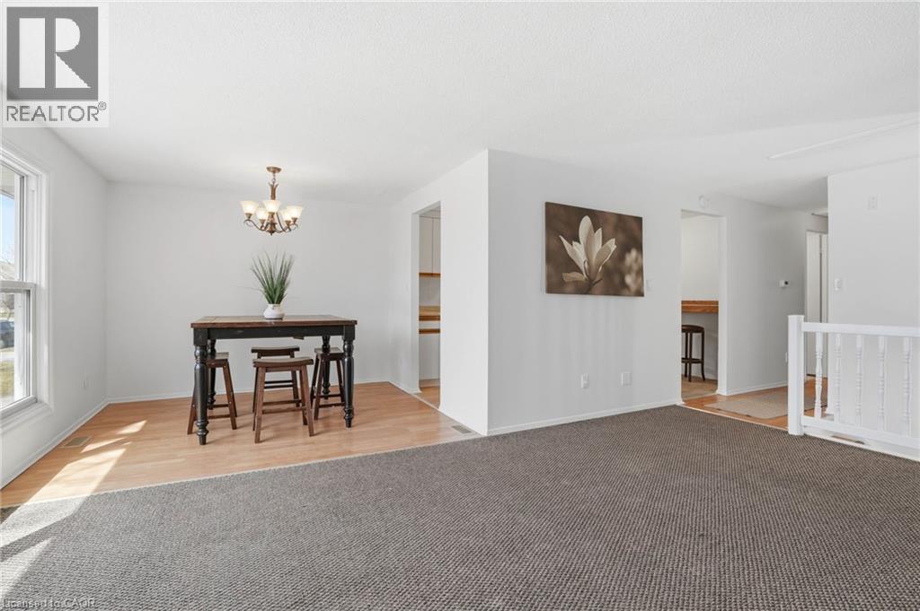 7 Calcott Court, Thorold, Ontario  L2V 4J9 - Photo 7 - 40811100