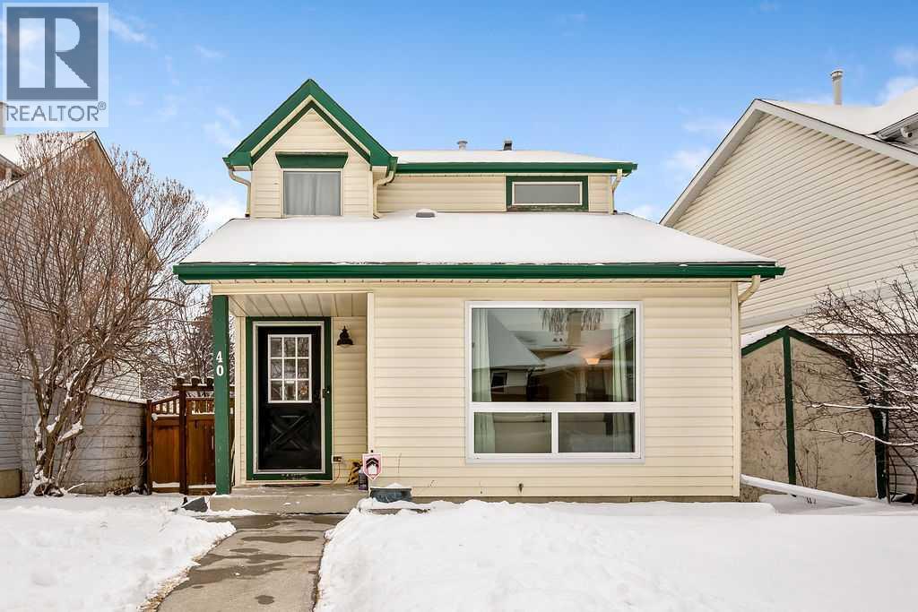 40 Woodglen Grove SW, calgary, Alberta