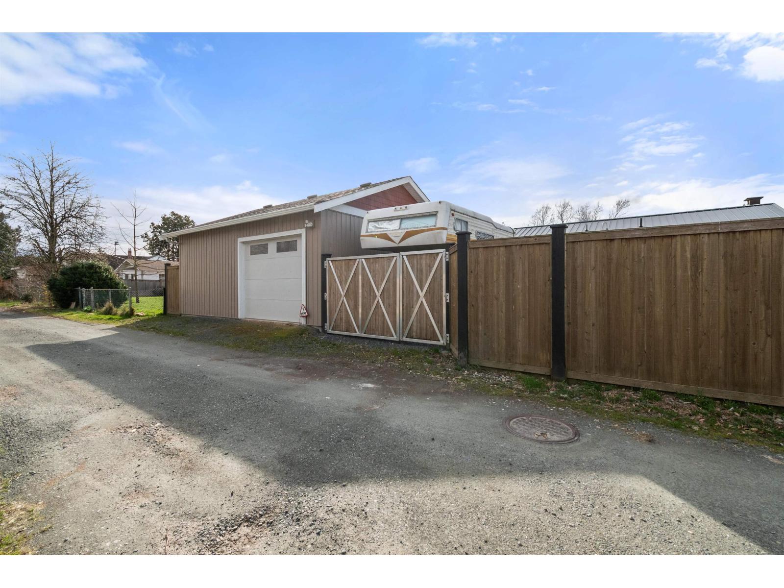 9728 Heather Street, Chilliwack Proper East, Chilliwack, British Columbia  V2P 5M6 - Photo 31 - R3097806