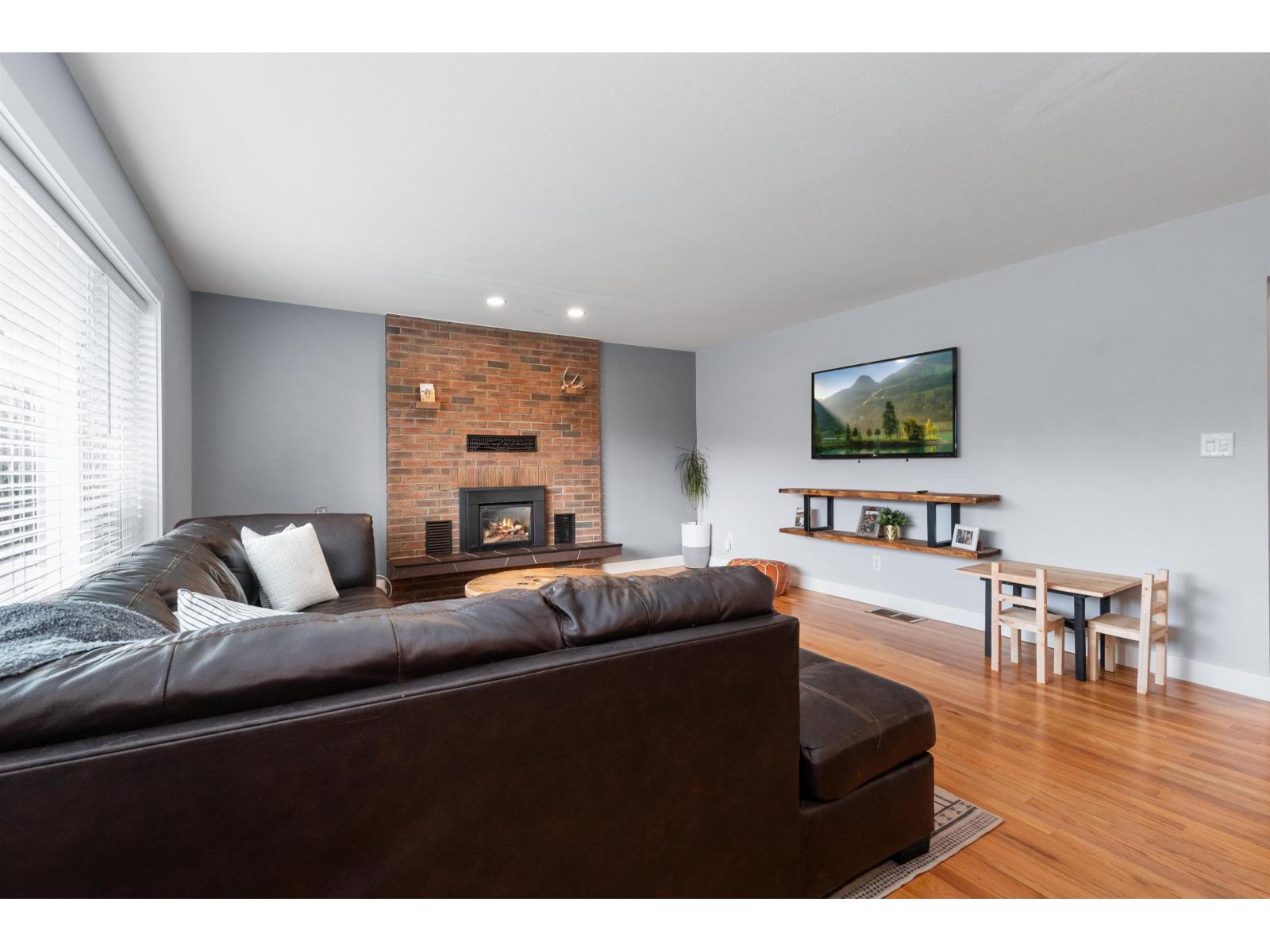 9728 Heather Street, Chilliwack Proper East, Chilliwack, British Columbia  V2P 5M6 - Photo 13 - R3097806