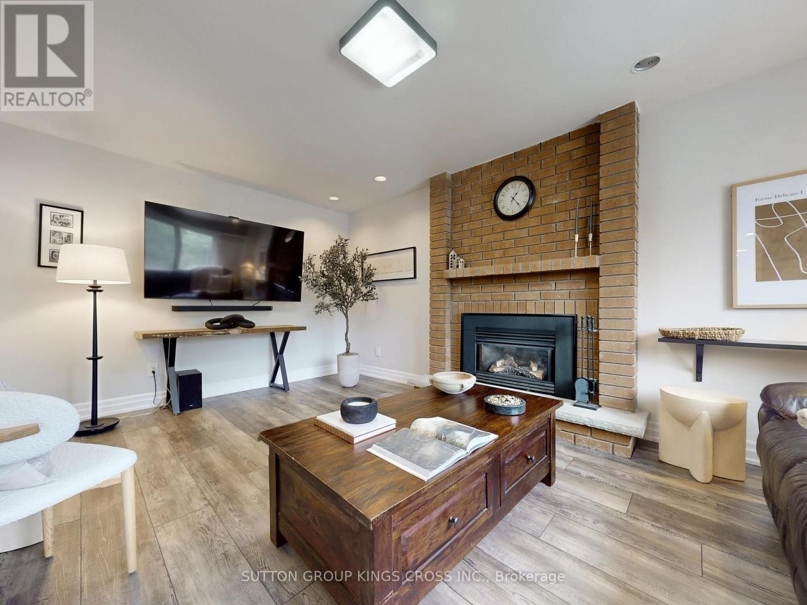 2730 Hammond Road, Mississauga, Ontario  L5K 2M3 - Photo 15 - W12864390