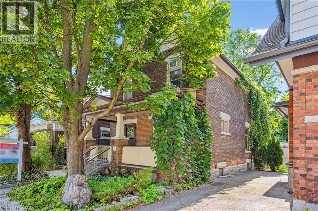 5 Dekay Street, Kitchener, Ontario  N2H 3T1 - Photo 3 - 40807596