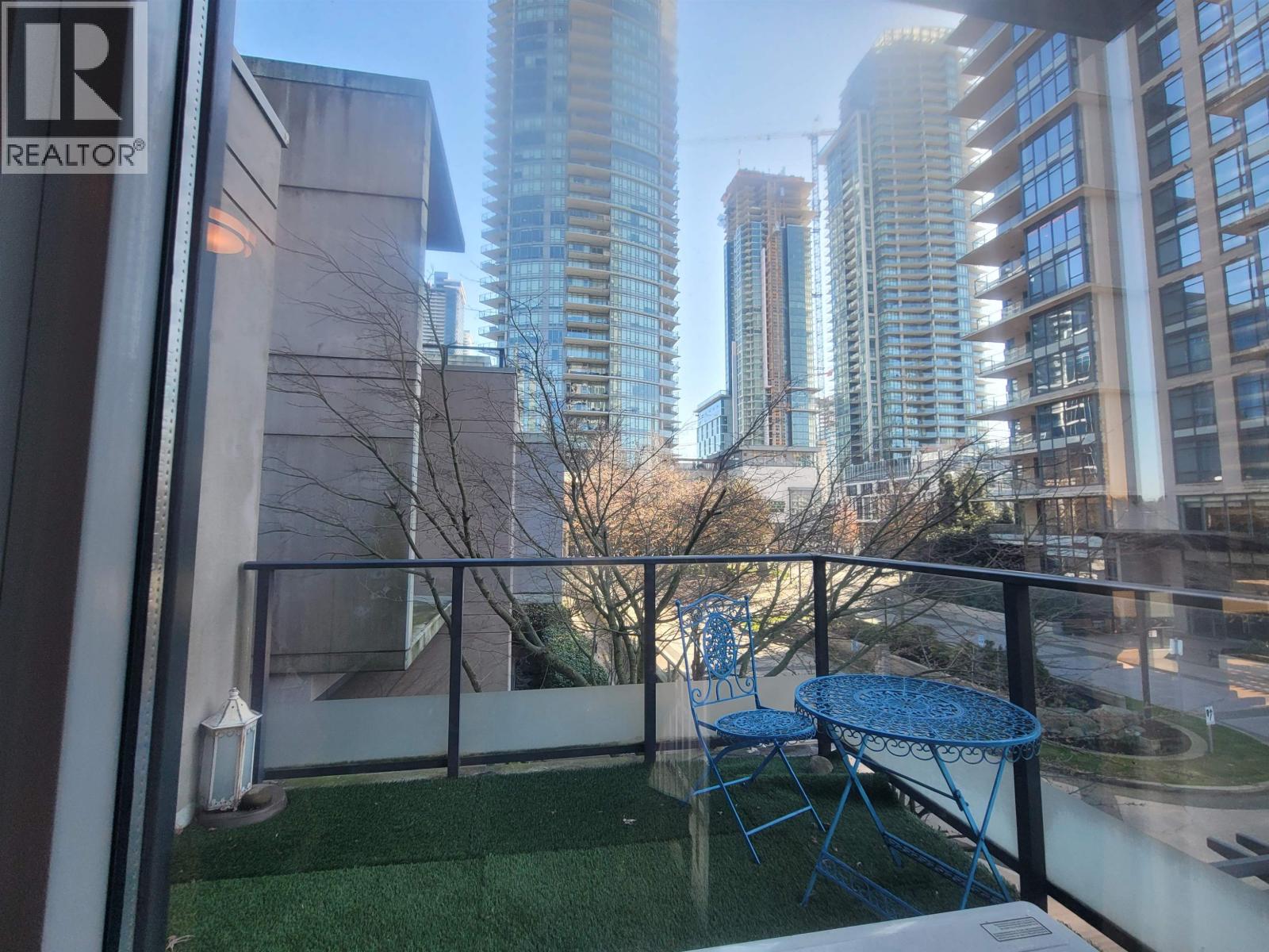 Th2 2077 Rosser Avenue, Burnaby, British Columbia  V5C 0G6 - Photo 19 - R3094936