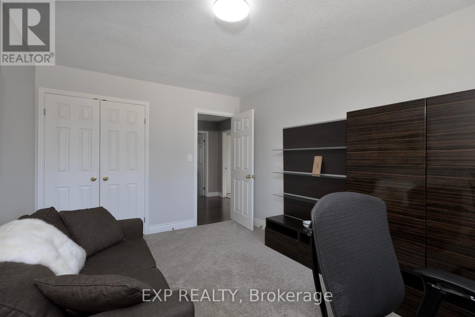 109 Parkview Drive, Thames Centre, Ontario  N0L 1G2 - Photo 34 - X12866882