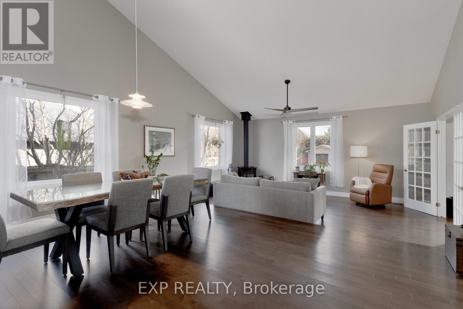 109 Parkview Drive, Thames Centre, Ontario  N0L 1G2 - Photo 9 - X12866882