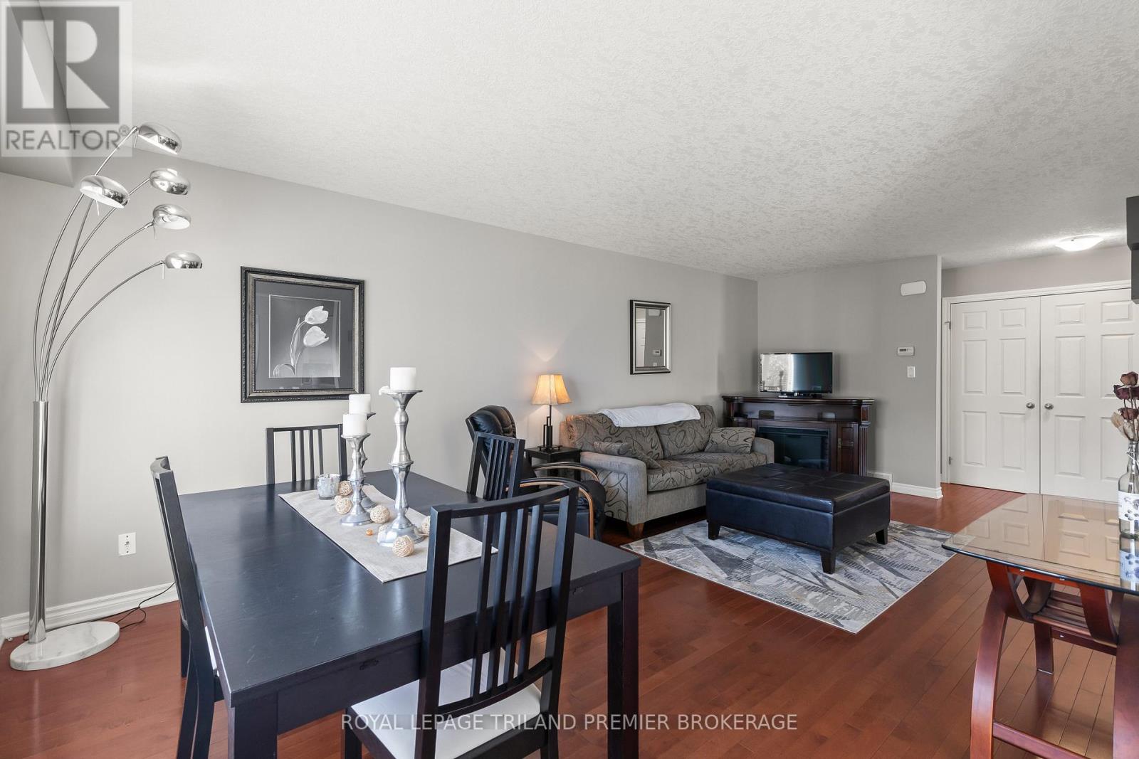 492 Sunnystone Road, London North, Ontario  N5X 4R5 - Photo 10 - X12866990