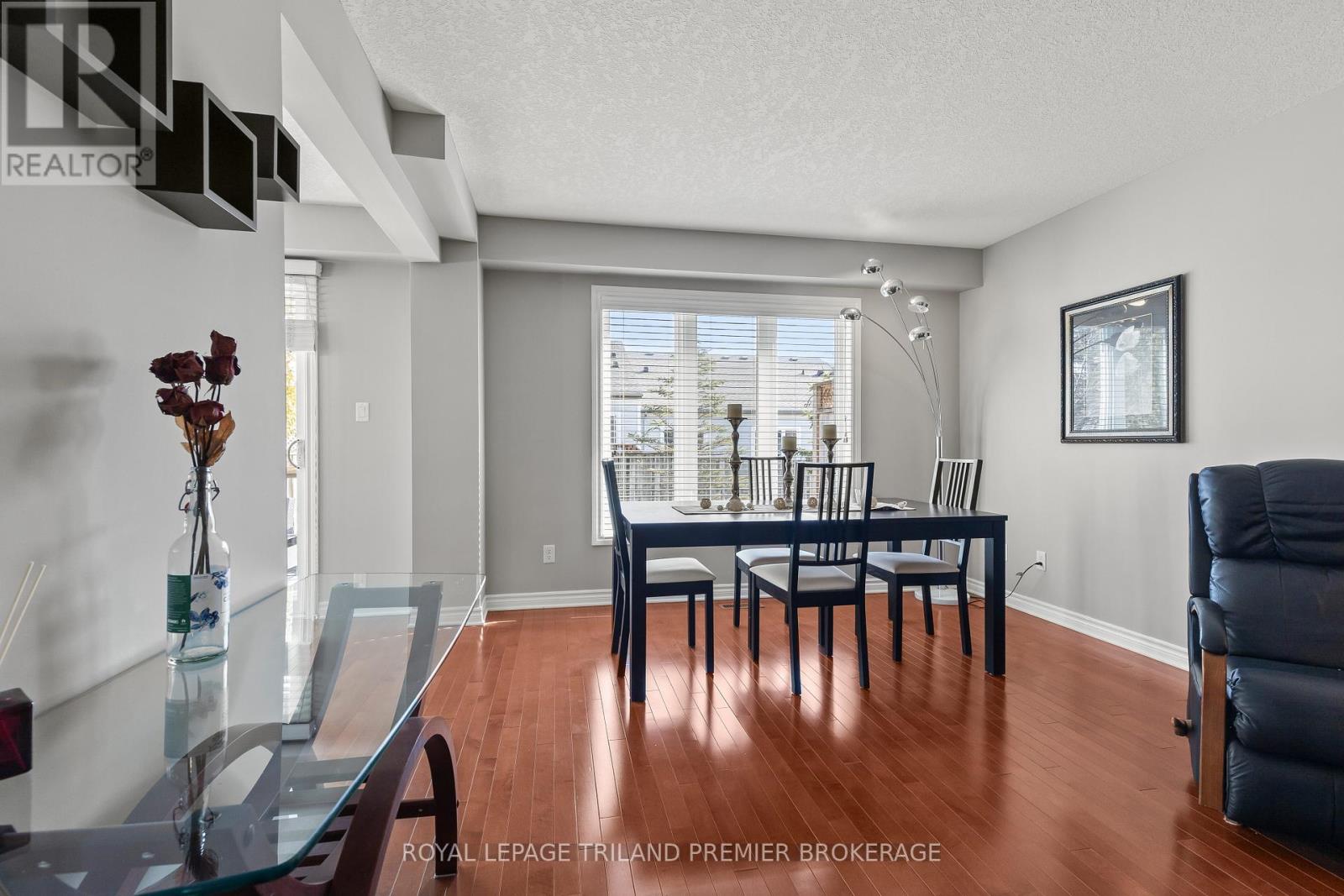 492 Sunnystone Road, London North, Ontario  N5X 4R5 - Photo 9 - X12866990