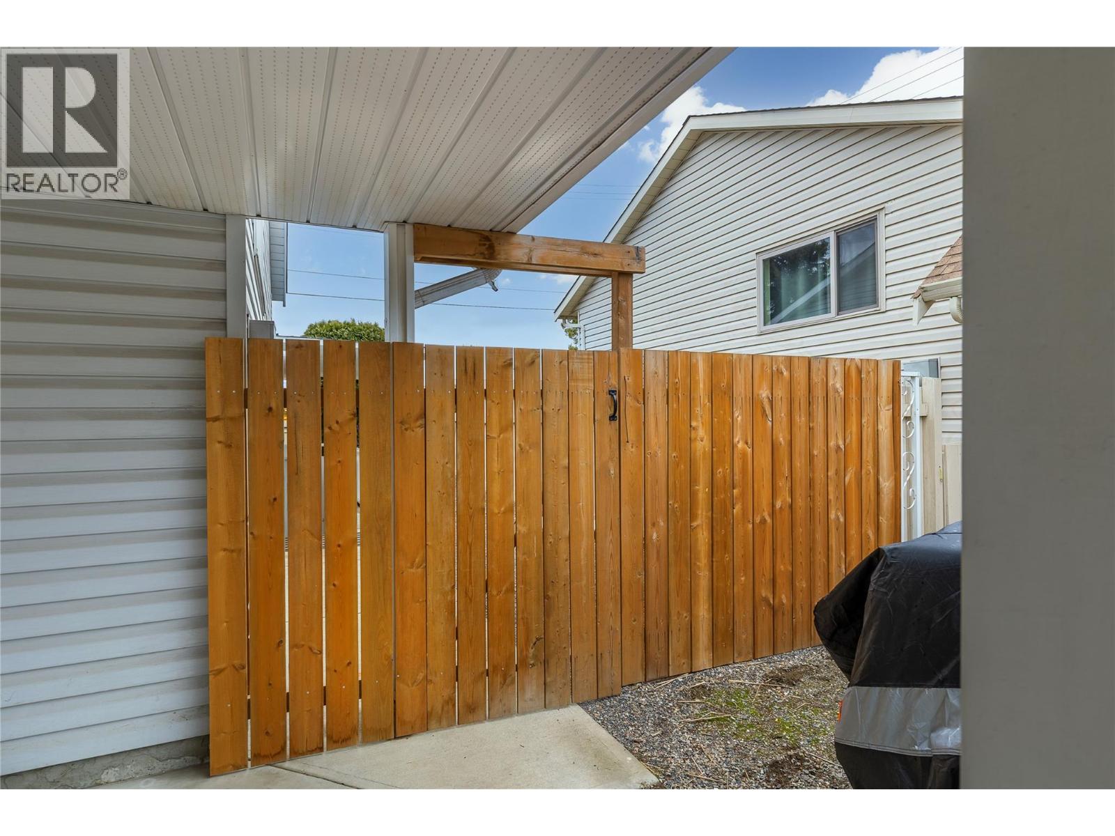 1416 12 Street, Vernon, British Columbia  V1B 2S6 - Photo 52 - 10378580