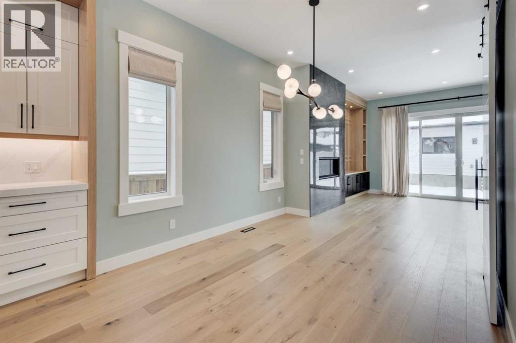 2425 27 Street Sw, Calgary, Alberta  T3E 2G2 - Photo 9 - A2290714