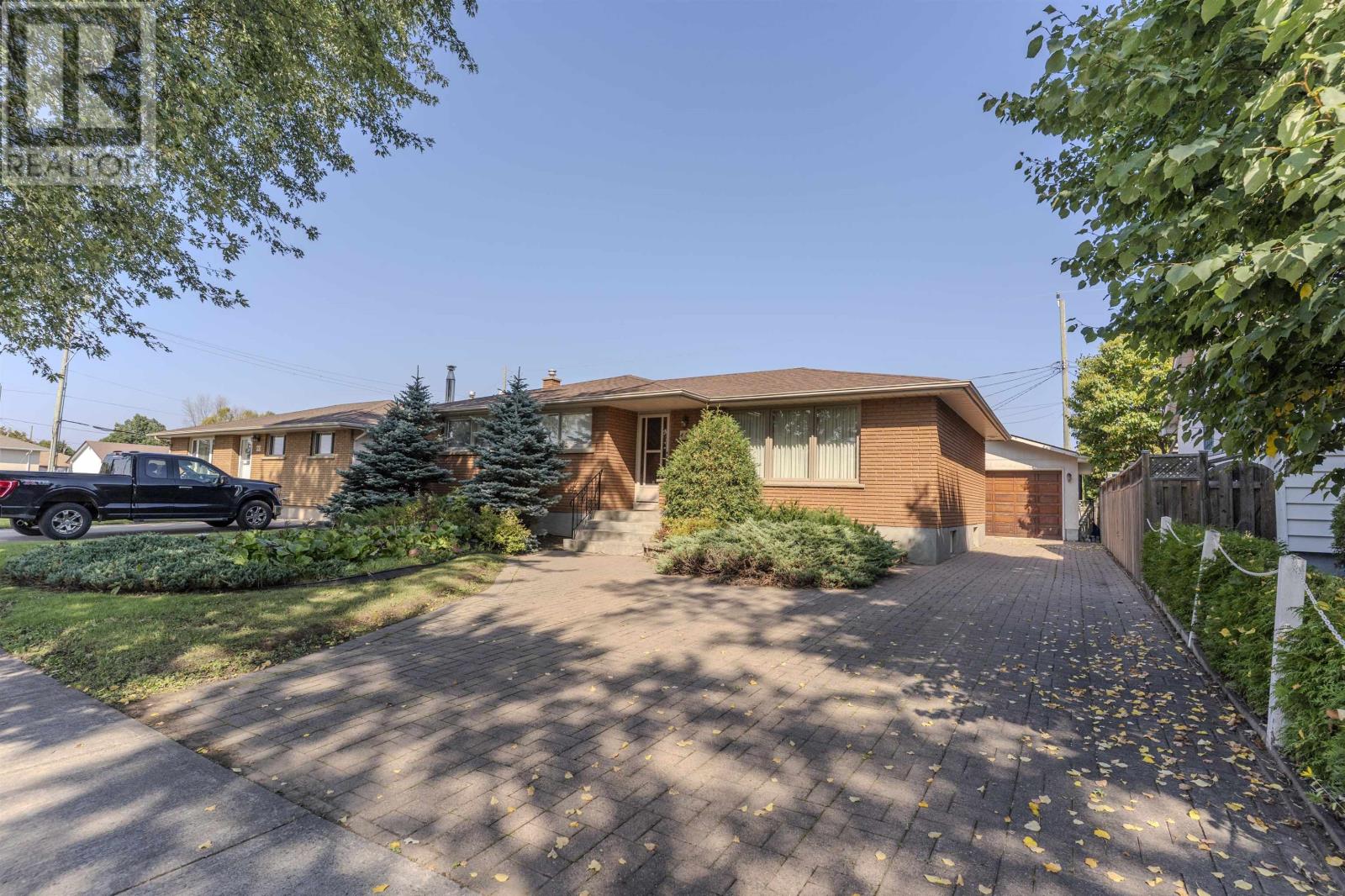 441 Donald St W, Thunder Bay, Ontario  P7E 5Y4 - Photo 31 - TB2600404