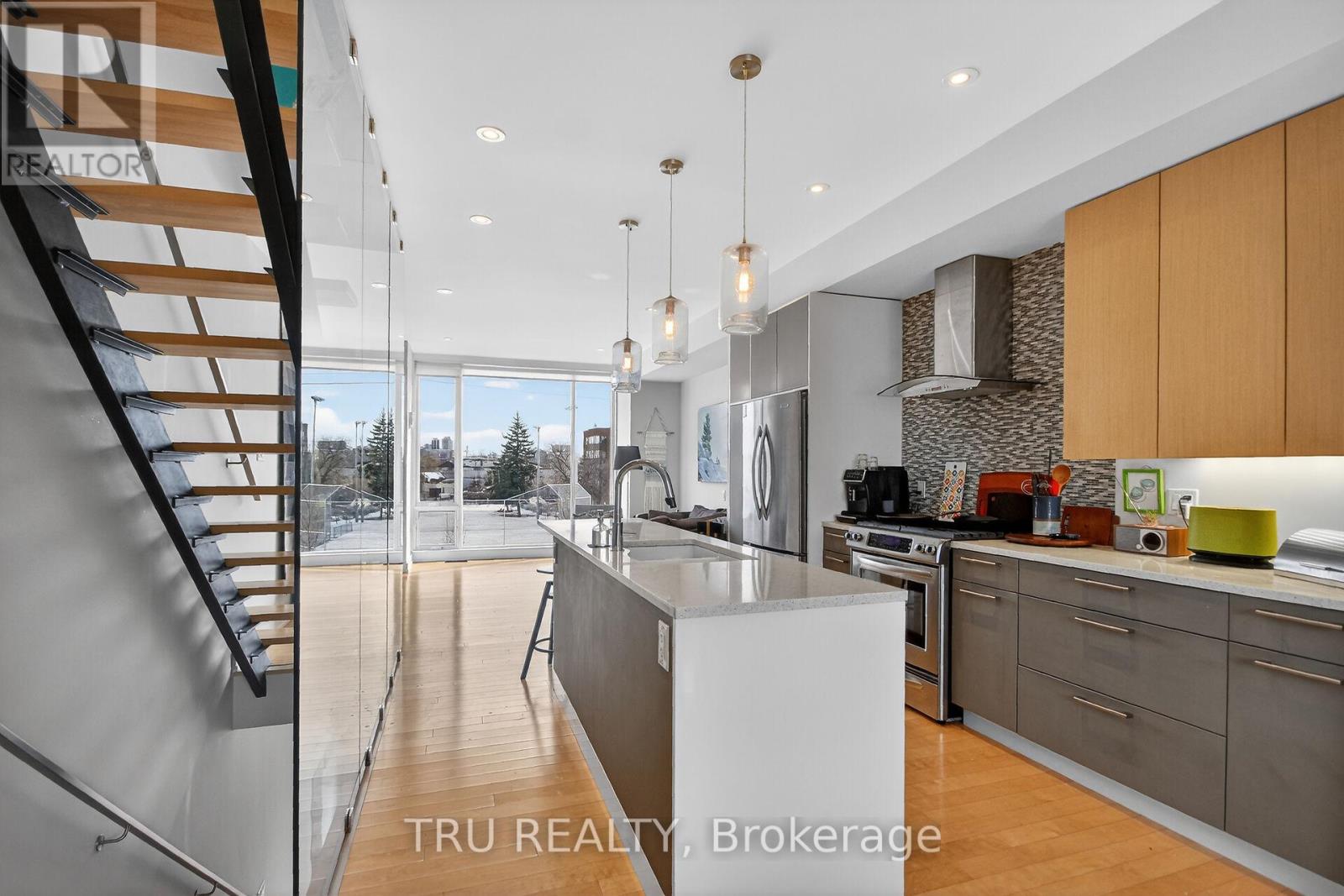 68 Stonehurst Avenue, Ottawa, Ontario  K1Y 1R5 - Photo 11 - X12866914