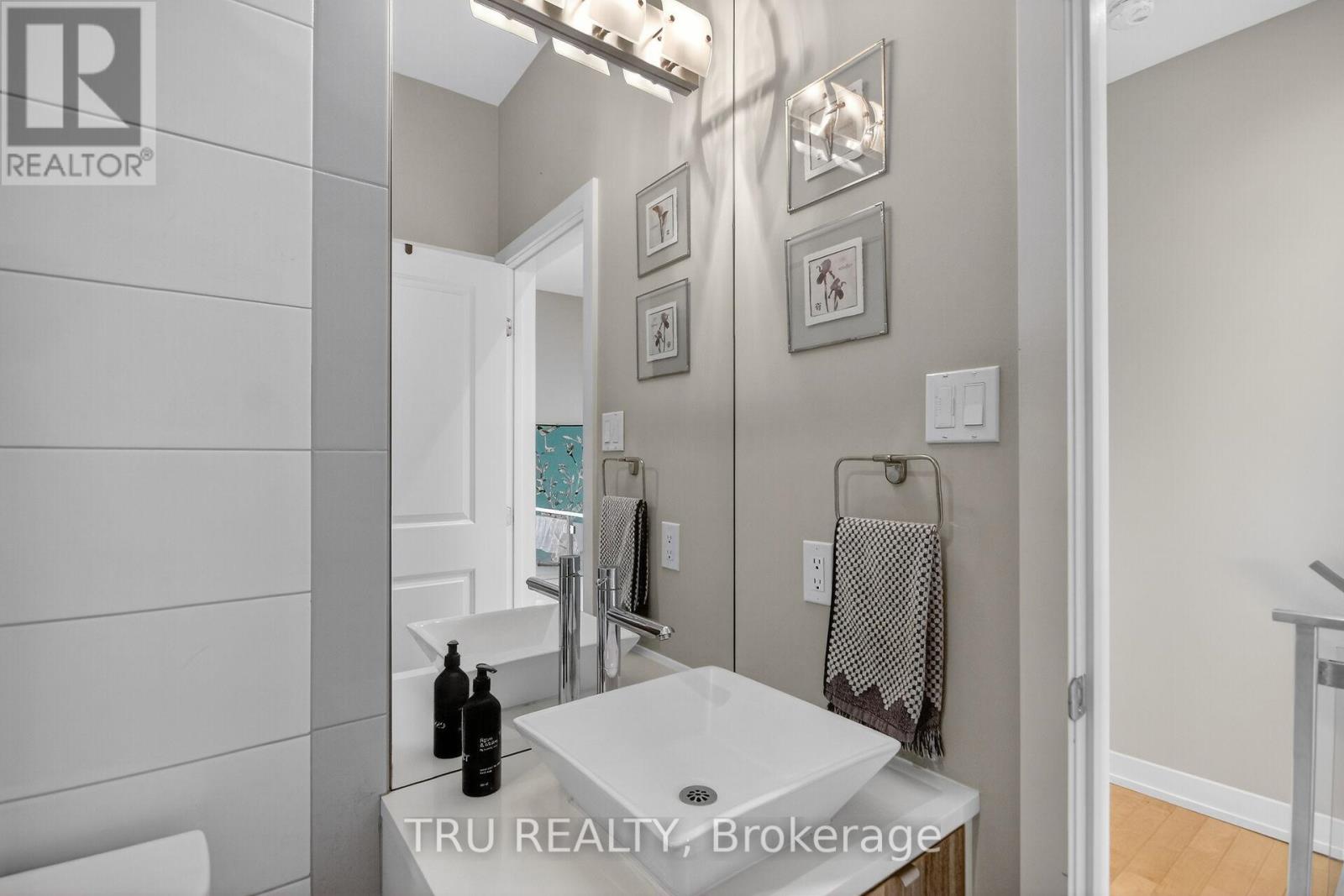 68 Stonehurst Avenue, Ottawa, Ontario  K1Y 1R5 - Photo 31 - X12866914